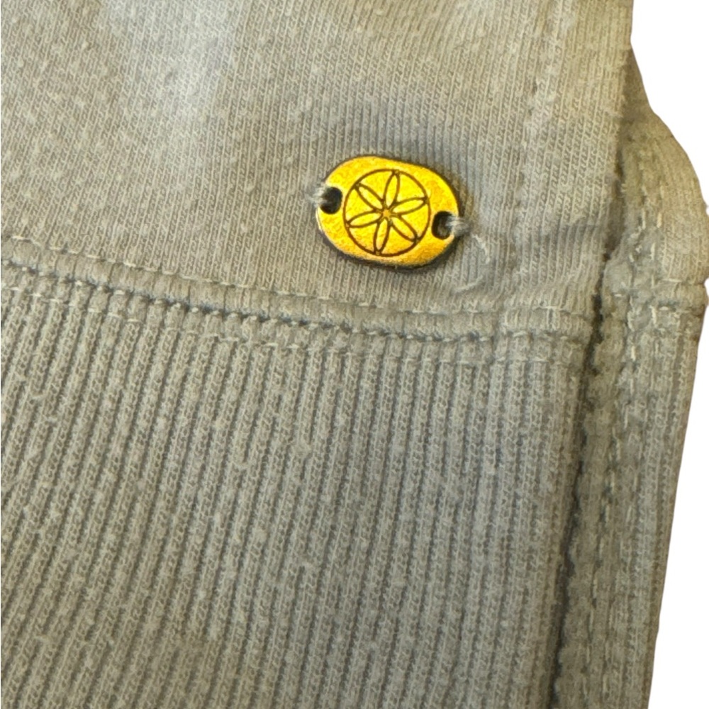 Gray-Blue Long‎ Sleeve Sweatshirt with Side Slit – Size Unknown (Fits Like M - Picture 2 of 2